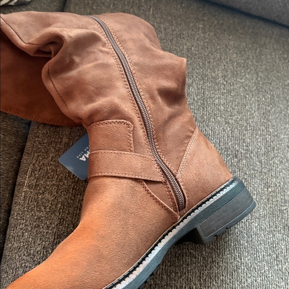 Women’s Sonoma Boots - Picture 13 of 14